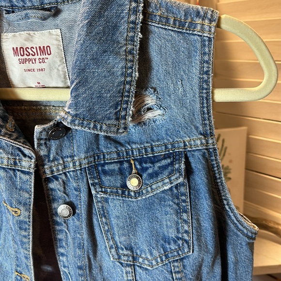 Mossimo Denim Vest - Picture 2 of 8